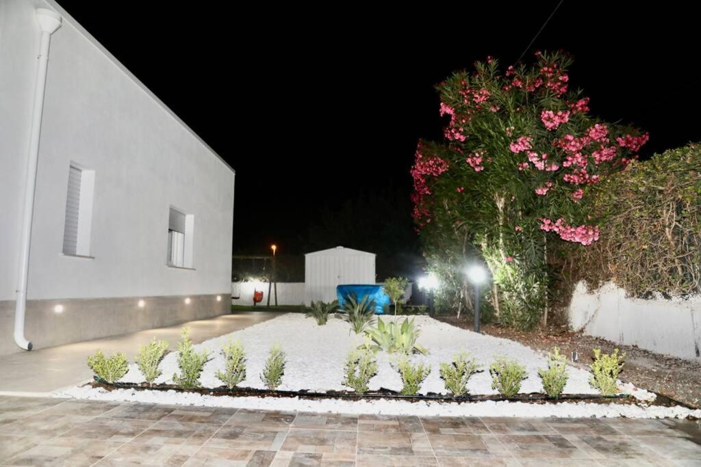 Villa Mare Blue Sr Nuovissima Villa 150M Dal Mare Adatta A Bambini Terrauzza Extérieur photo